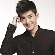 陈冠宇个人资料,才华横溢的音乐才子，揭秘他的成长之路