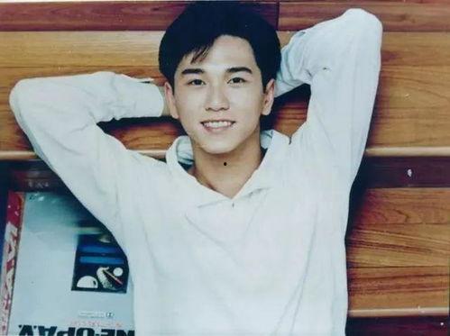 温兆伦年轻照片,重温偶像年轻时的风采